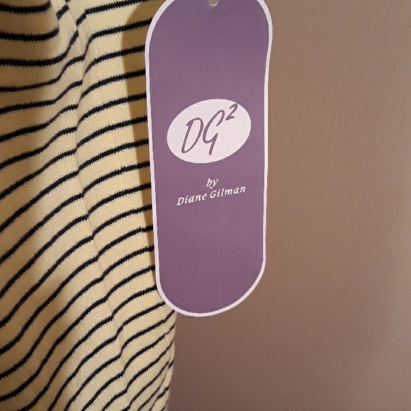 DG2 Yellow and Navy Stripe Sleeveless Top - Picture 2 of 4